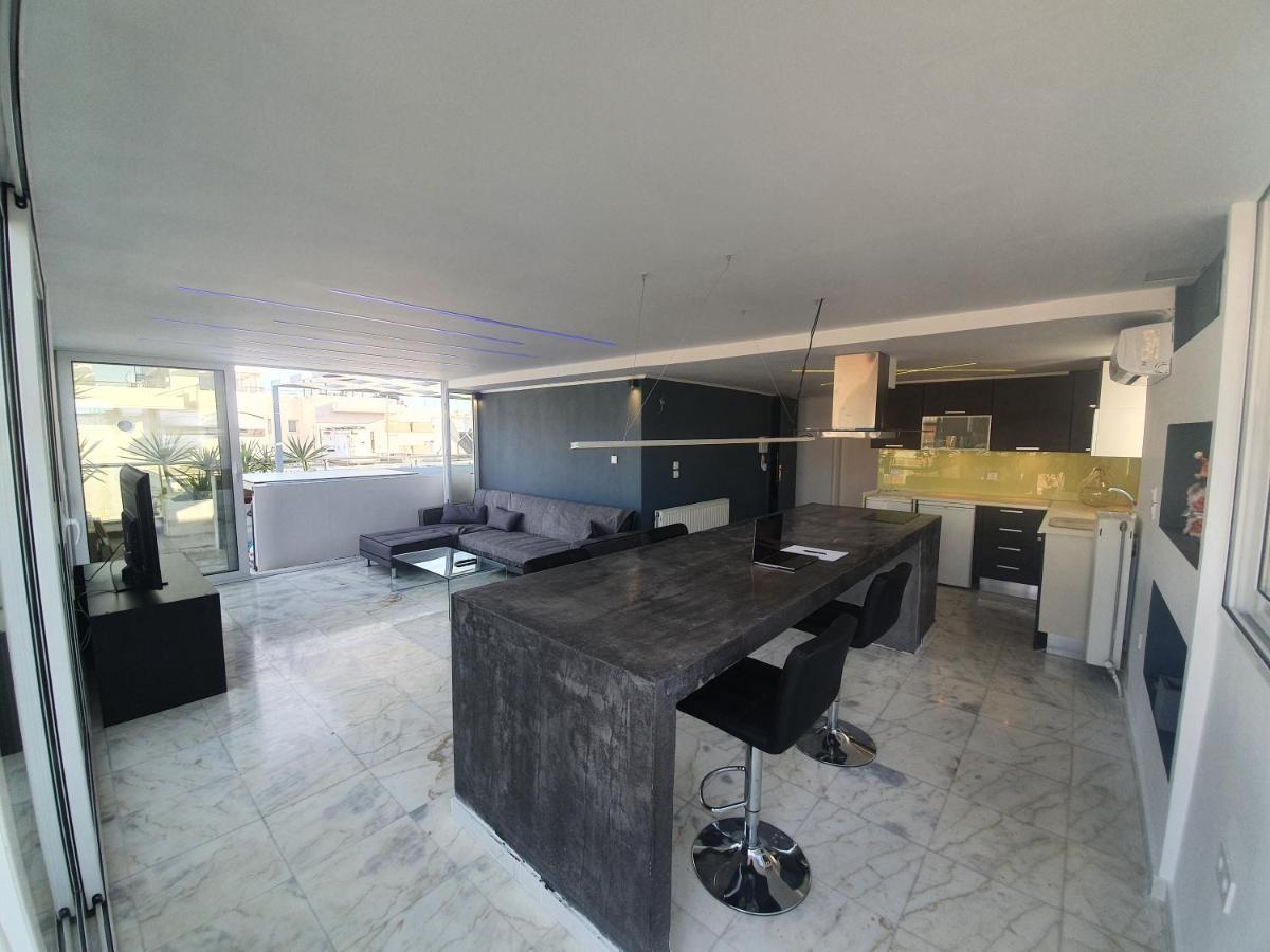 Citycenter Penthouse Mini Private Pool With Hydromassage And Great Town View Appartement